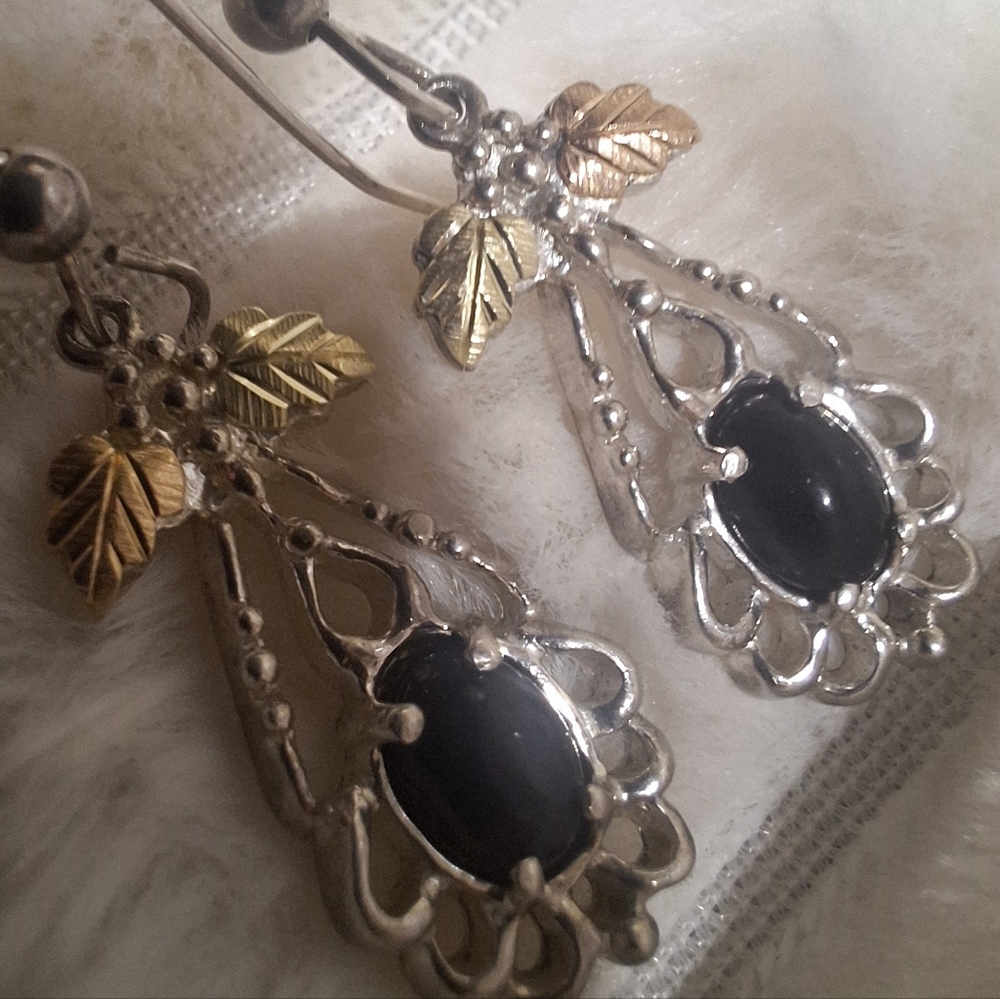 C.C. Co Sterling Silver Black Hills Gold Onyx Drop Earrings 12k Gold Leaves - Picture 9 of 11